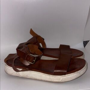 MIA Ellen Brown Platform Sandals 8.5